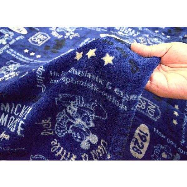 【販売終了】薄型毛布　ミッキーマウス　140ｘ200ｃｍ シングルサイズ　沖縄不可　ひざ掛け　ディズニーキャラクター　ブランケット 　スポーツ観戦 | Disney | 01