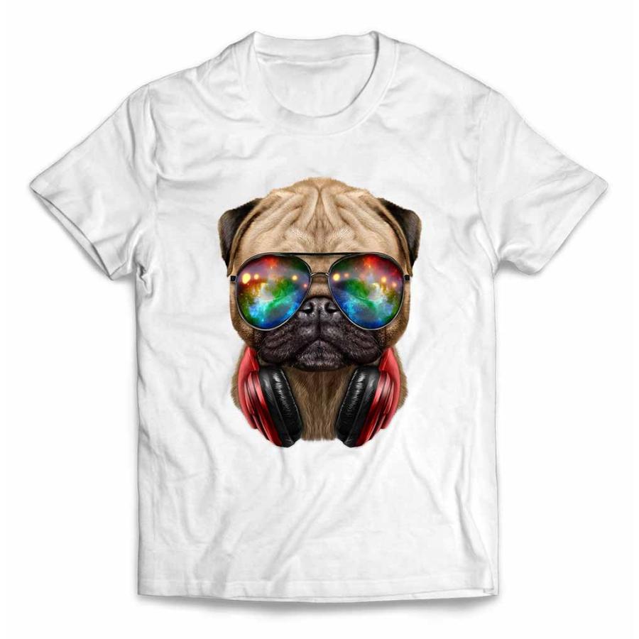 【真顔の パグ ドッグ 犬 いぬ サングラス ヘッドフォン】メンズ 半袖 Tシャツ by Fox Republic｜foxrepublic