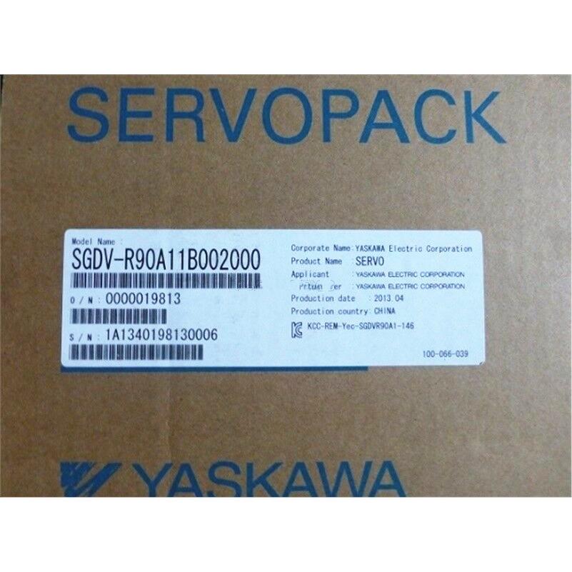 新品　YASKAWA　安川電機　サーボドライバー　保証　SGDV-R90A11B002000