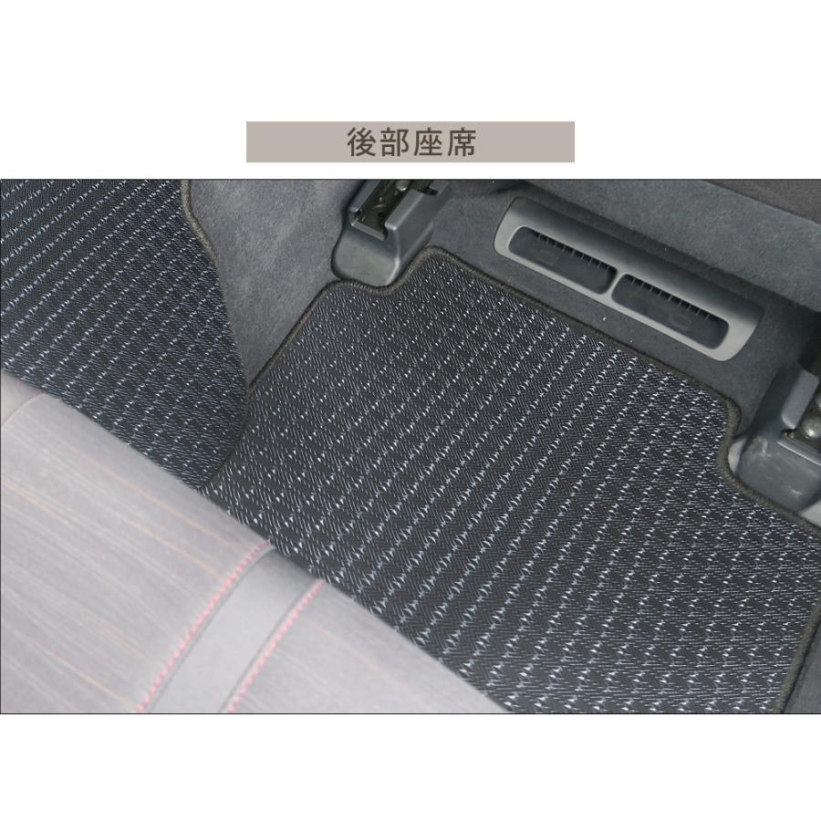 新型 クロスオーバーも対応 クラウン フロアマット 専用設計 日本製