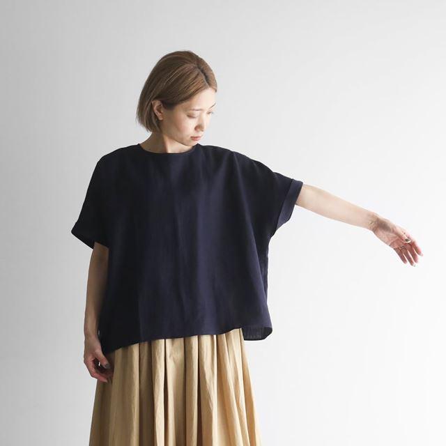 HUIS ハウス シャトルリネンバッグボタン2way半袖ブラウス（ダーク