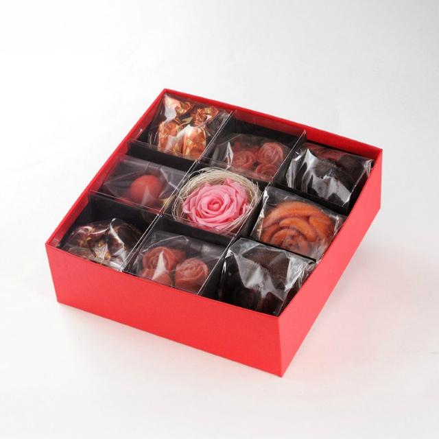 母の日 お菓子 母の日カード付き 神戸・ローズの宝石箱 セット 詰め合わせ 焼き菓子 プレゼント おしゃれ 花 送料込み：北海道・沖縄送料別途400円 | 神戸フランツ | 09