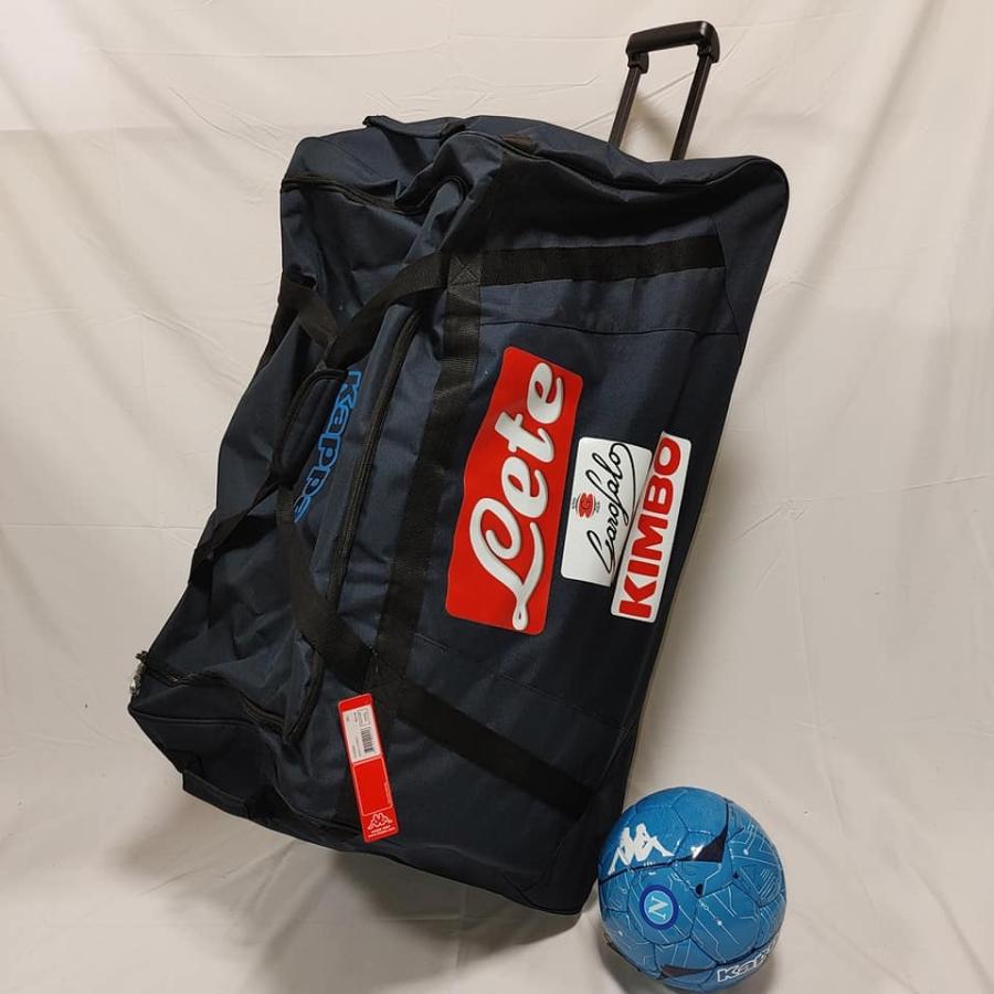 訳ありセール格安 ナポリ Napoli 18 19 遠征バッグ コンテナバッグ 特大 カッパ Kappa サッカー イタリア セリエa 予約販売品 Zoetalentsolutions Com