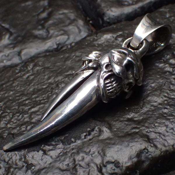 Travis Walker ダブルクロス / トラヴィスワーカー スカルタロン  