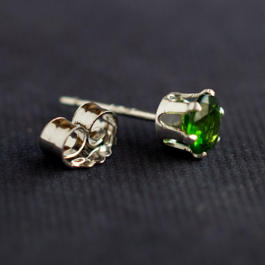 クロムダイオプサイト シルバーピアス 4mm SILVER925  スタッドピアス 両耳 宝石品質 天然石 ファセットカット |  | 02