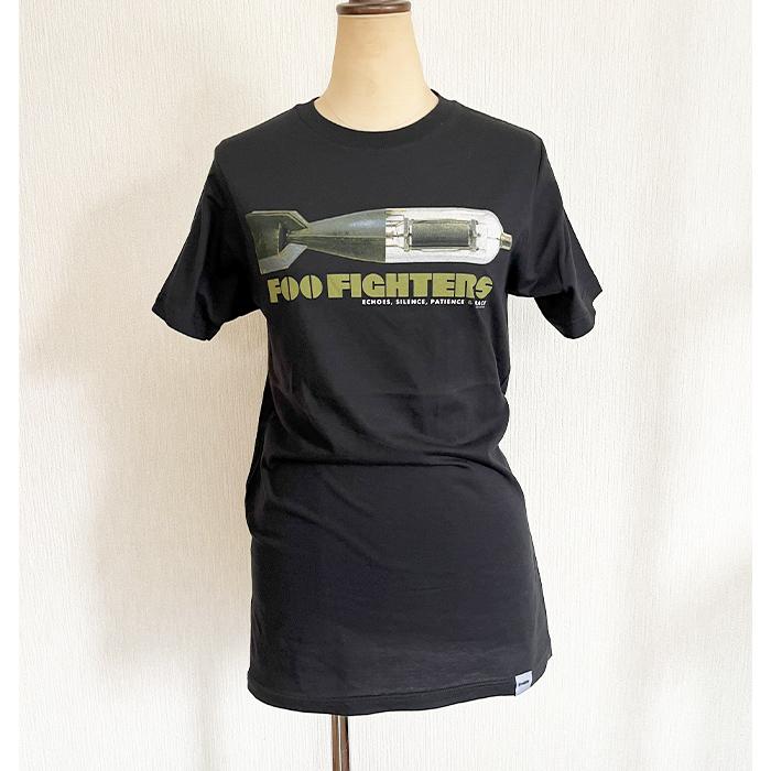 【入手困難】Foo Fighters フーファイターズ ヴィンテージTシャツ Foo Fighters フー・ファイターズ Tシャツ レディース バンドT ロックT