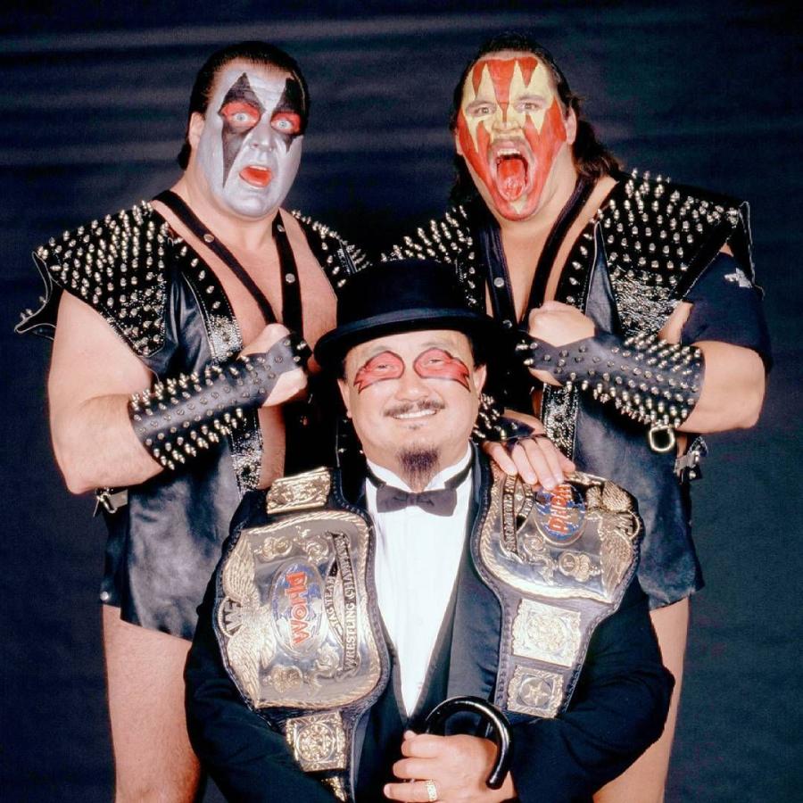 ⭐︎激レア⭐︎ 90年代 消しゴム WWF デモリッション・スマッシュ 破壊戦士” デモリッション（アックス＆スマッシュ） Tシャツ