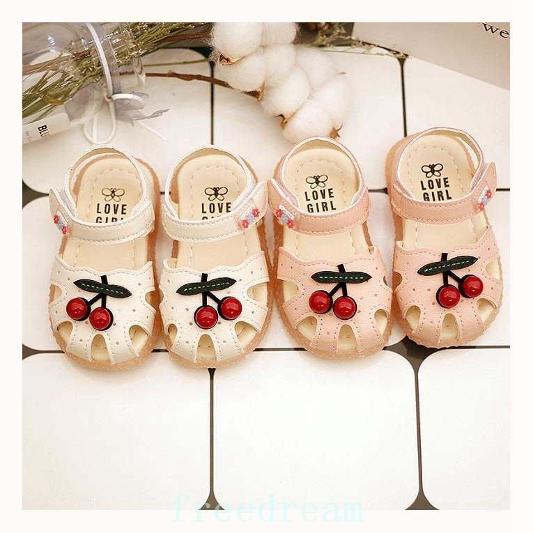 サンダルキッズ子供ベビーサンダル靴通学履き普段履き女の子ガールズおしゃれ滑り止め子どもサンダル子供靴幼児園イチゴ保育園軽量夏果物 Sbmruwnoj2 ベビーシューズ Www Lecascate It