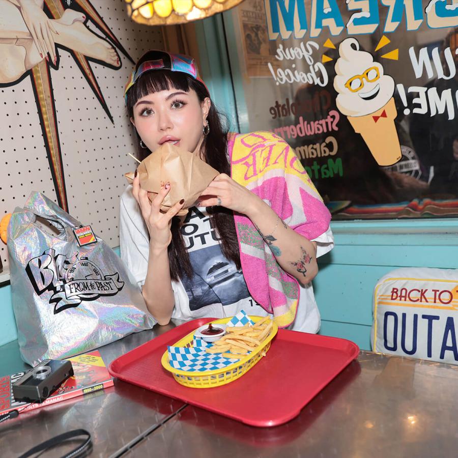 バックトゥザフューチャー アウトアタイム クッション デロリアン