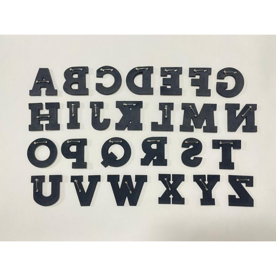 FREES ブローチ　アルファベットオーロラ　FBR-010　縦62ｍｍ　高級ラインストーン　日本製 |  | 16