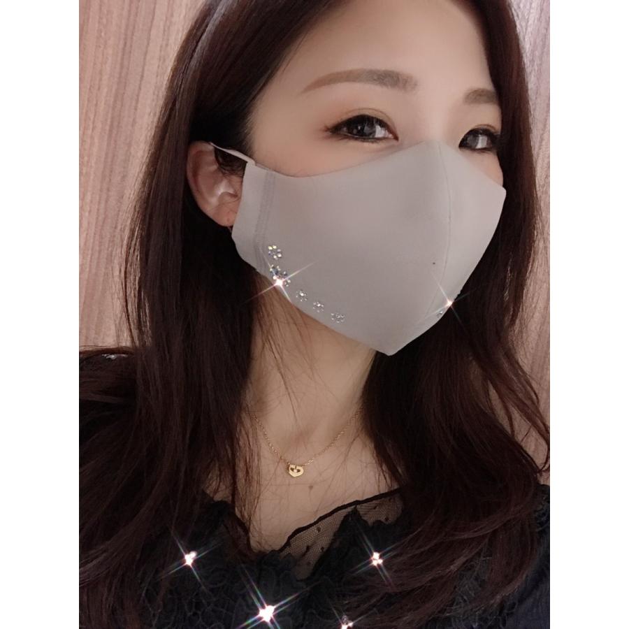 FREES030 花　キラキラマスク 100回洗える 日本製 高機能　厚生省令第34号基準以下　花粉粒子補修効率96パーセントJIS対応 三層構造不織布使用 |  | 02
