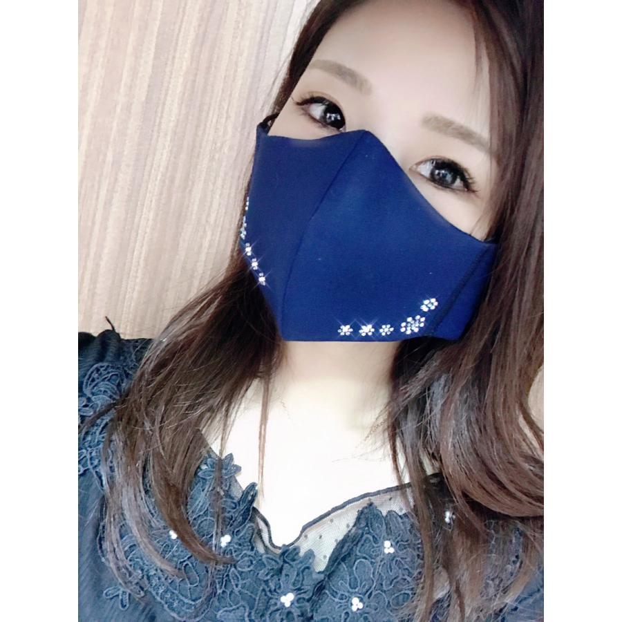 FREES030 花　キラキラマスク 100回洗える 日本製 高機能　厚生省令第34号基準以下　花粉粒子補修効率96パーセントJIS対応 三層構造不織布使用 |  | 03