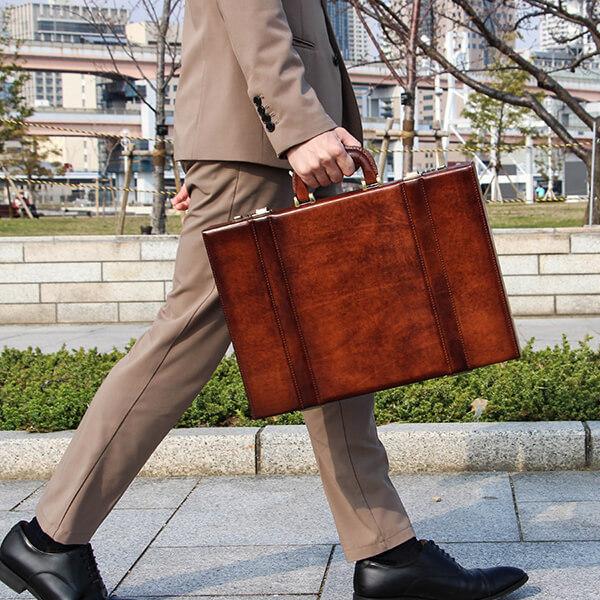 ラガード G-3 ジースリー ダイヤルロック付 レザーアタッシュケース5241 Lugard