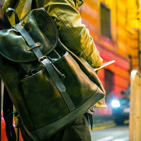 バッグパック モブリス Camo Leather Rucksack リュックサック moblis