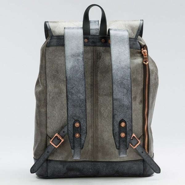 【値下げ】モブリス　moblis オールレザーリュック　バックパック バッグパック モブリス Camo Leather Rucksack リュックサック