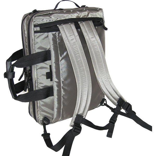 新品同様！マンハッタンパッセージ ゼログラヴィティー3wayブリーフケース B4 MANHATTAN PASSAGE＞“ゼログラヴィティー”3WAYブリーフケース
