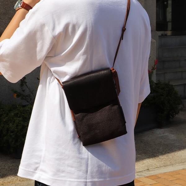 アンカーブリッジ SHOULDER POUCH FLAP TYPE ショルダーバッグ