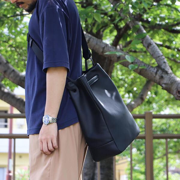 美品⭐︎TOMOE 2WAYメッセンジャーバッグ TOMOE（トモエ） ショルダーバッグ おしゃれ 人気 本革 2WAYショルダー