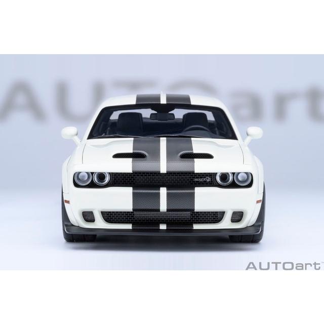 新品 71766 オートアート 1/18 ダッジ チャレンジャー SRT スーパー
