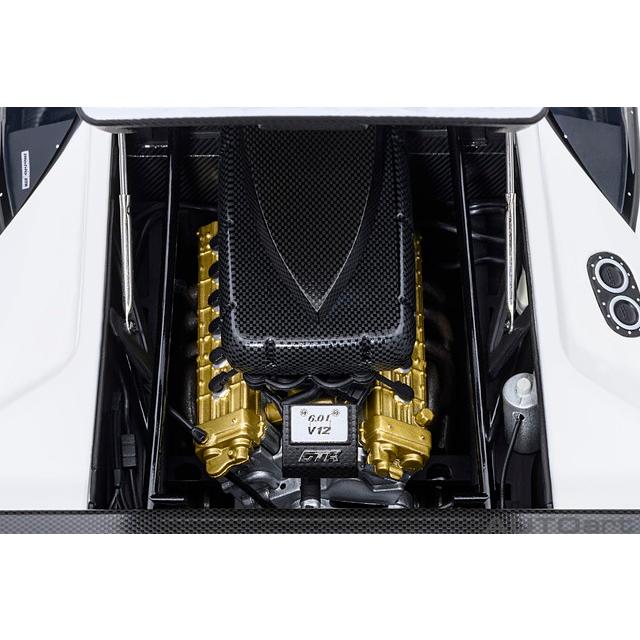 新品 79136 オートアート 1/18 ランボルギーニ ディアブロ GTR