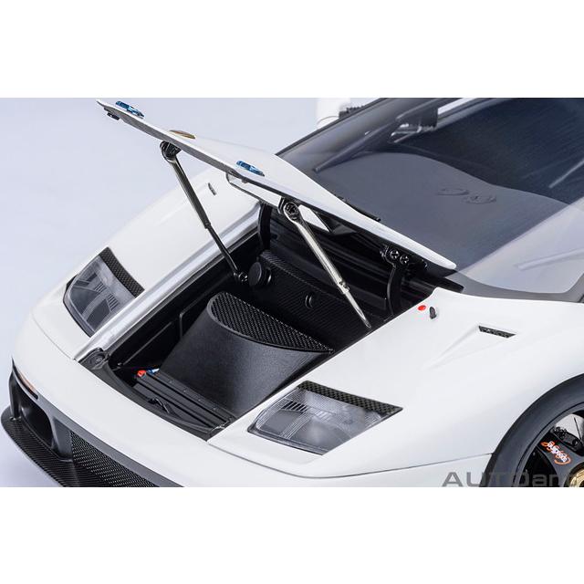 新品 79136 オートアート 1/18 ランボルギーニ ディアブロ GTR
