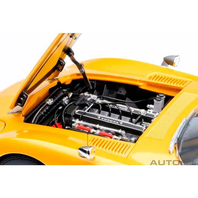 KIM BM品／まとめ売り 新品 79549 オートアート 1/18 トヨタ TOYOTA 2000GT 1967 ゴールド