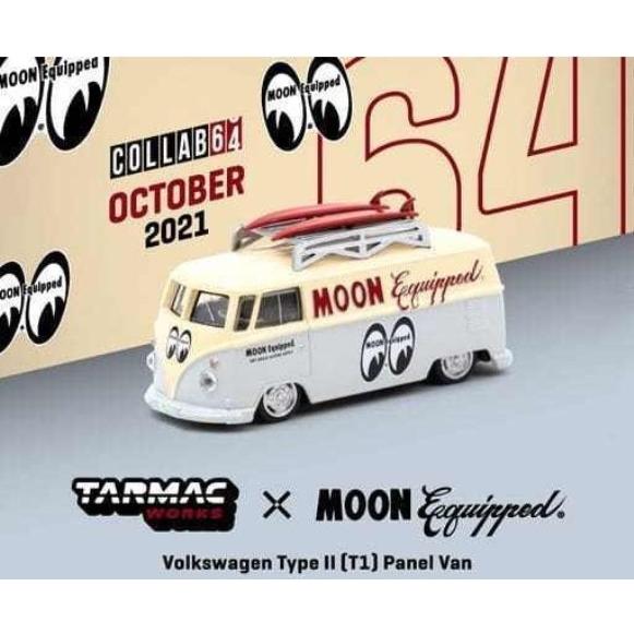 予約 T64S-005-ME1 Tarmac Works 1 2020 18％OFF 新作 64 フォルクスワーゲン Type 2 and Panel Roof T1 Van with Rack Mooneyes Surfboard