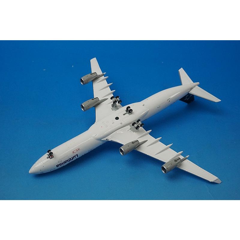 1/400 A340-300 ルフトハンザ スタアラ/スターアライアンス D-AIGN