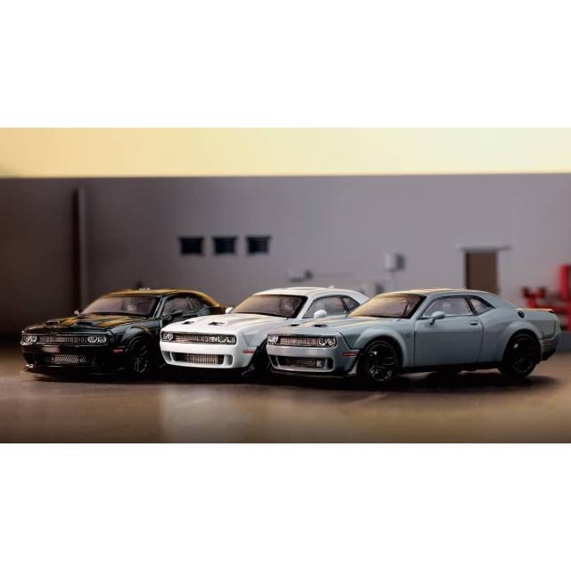 新品 Stance Hunters SH 1/64 ダッジ チャレンジャー SRT