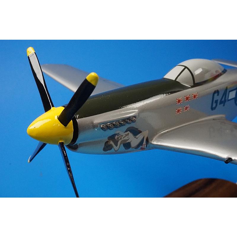 全長約35.5cm 全幅約41cm P-51D マスタング アメリカ空軍 全長約35.5cm 全幅約41cm P-51D マスタング アメリカ空軍