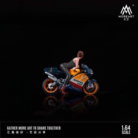 新品 MO222006 MoreArt 1/64  バイク オートバイ NO.1 RACING Motorcycle Doll Set フィギュア付き ブラック 女｜freestyle-hobby｜07