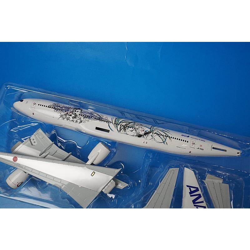 1/200 B777-200ER ANA 鬼滅の刃じぇっと参 WiFi レドーム・ギアつき