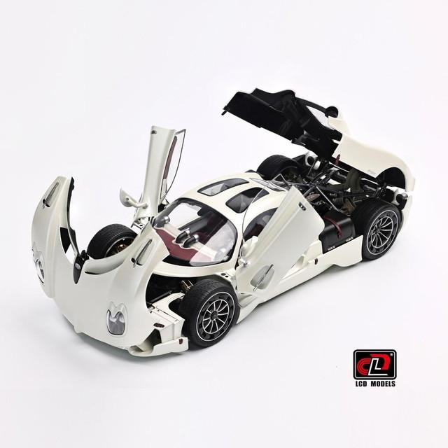 予約 LCD18024-PW LCD 1/18 パガーニ Pagani Utopia ユートピア