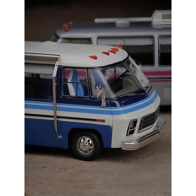 GMCモーターホーム 1/64スケール 予約 MK Miniatures 1/64 GMC モーターホーム Motorhome 1978 Blue