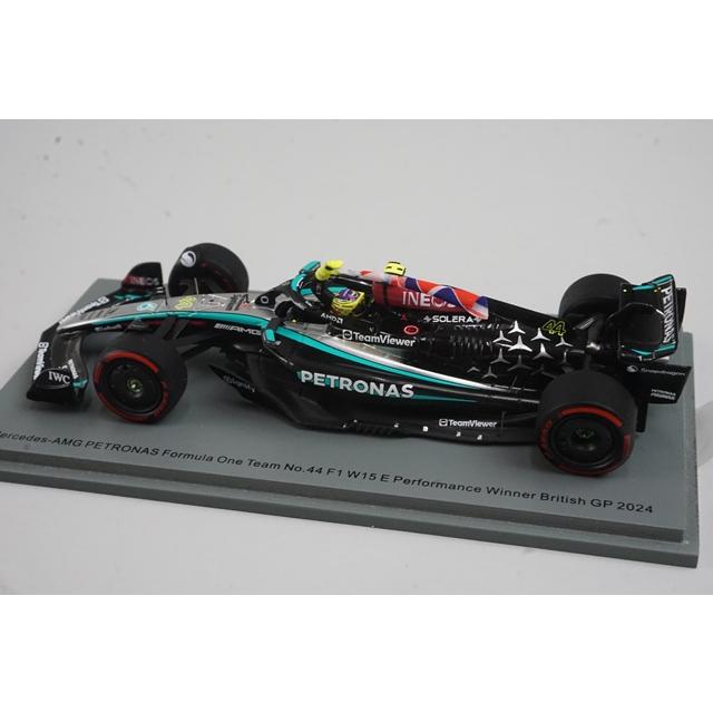 1/43 ぴかぴか光る S9533 メルセデスAMG ペトロナス F1野球クラブ W15 E演芸 連合王国GP 勝ち取る 2024 #44 L.ハミルトン