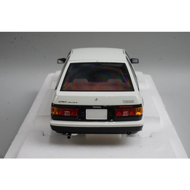 1/18 オートアート 78786 トヨタ スプリンター トレノ (AE86) 頭文字D