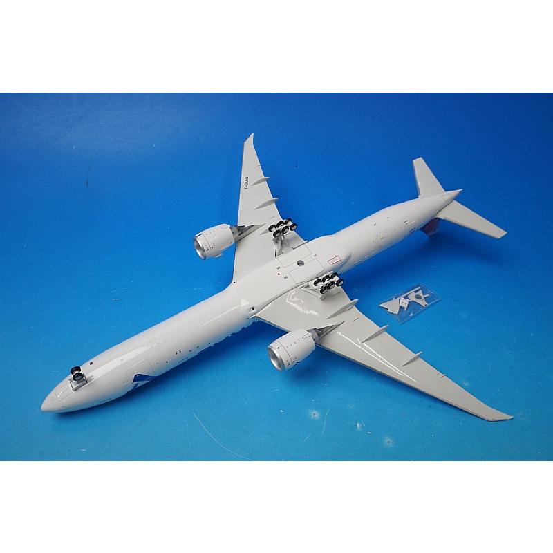 1/200 B777-300ER エールオーストラル F-OLRD ［IF773UU1225］ イン