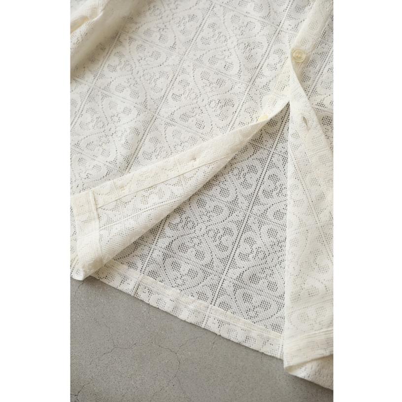 ステンドグラス柄ブロックレースのシアープルオーバートップス