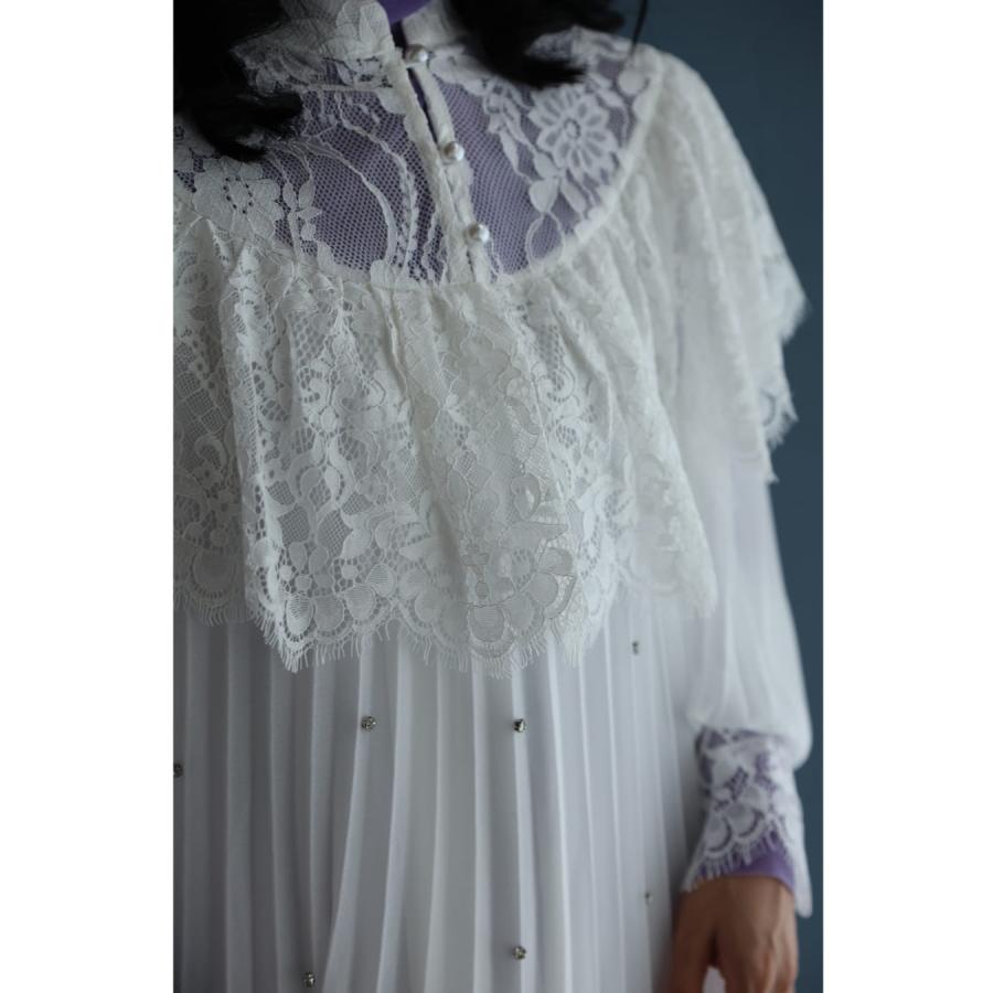 SからL対応 ぐるり囲むレースのビジュープリーツロングワンピース