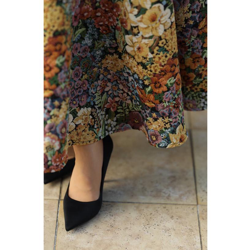 クラシカルな花世界を纏うジャガード織りロングスカート :w54194 