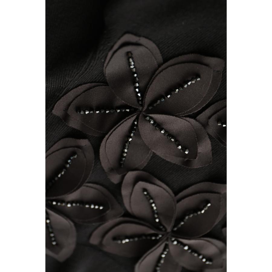 cawaii SからM対応 黒 ビジューライン煌めく黒花ニットカットソー