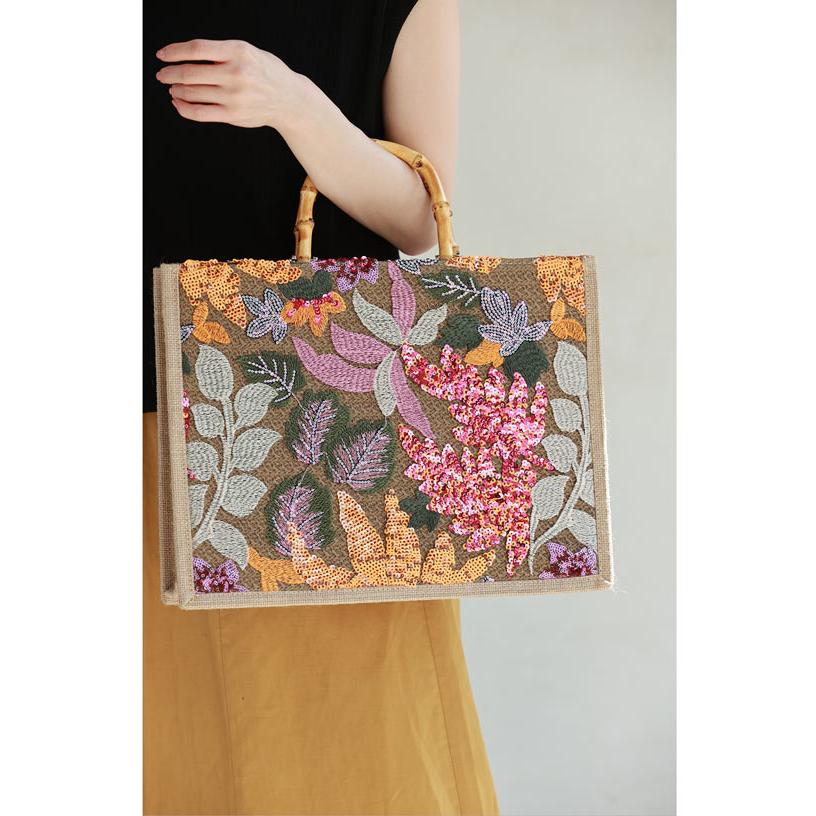 スパンコールの花煌めくスクエアトートバッグ スパンコールの花煌めくスクエアトートバッグ – ONE PEACE ONLINE