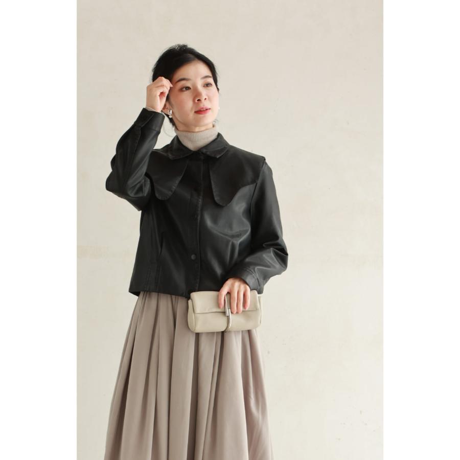 SからM対応 黒 重なる変形襟のフェイクレザージャケット : CAWAII