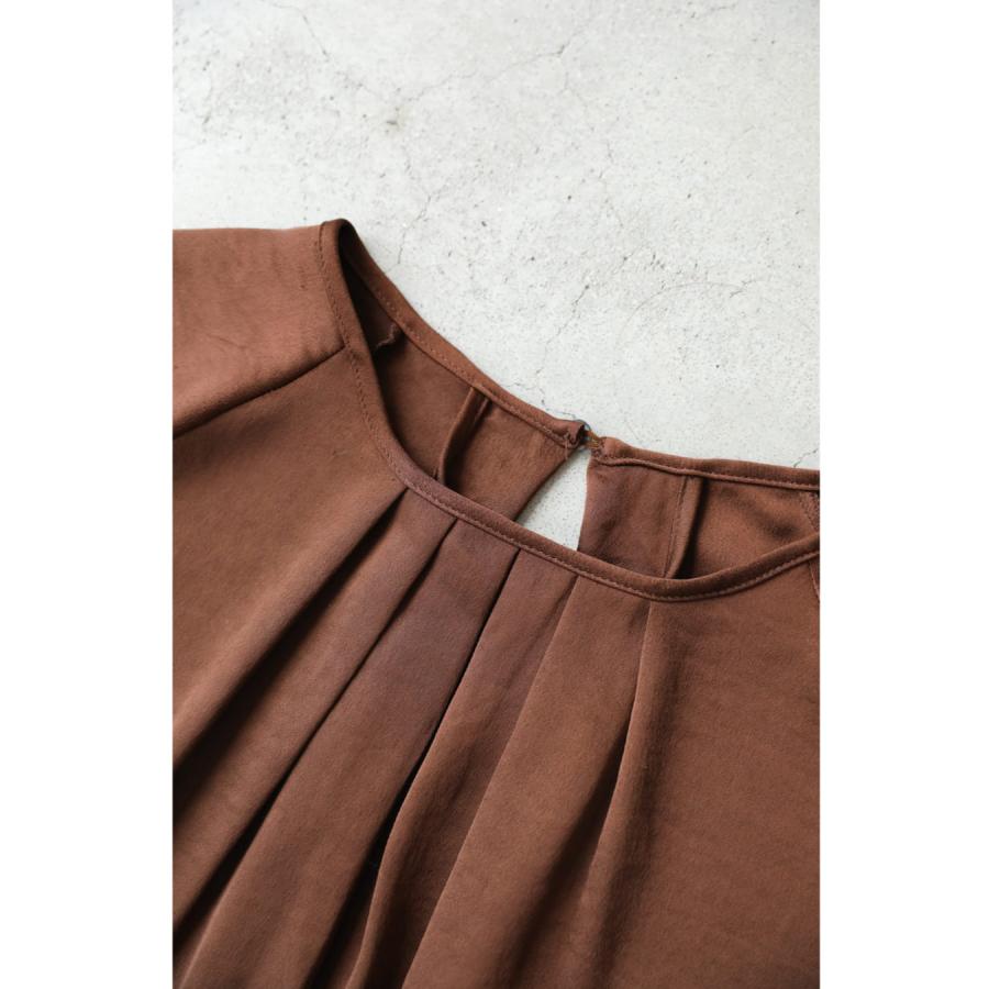 Mから3L対応 とろんと揺れる艶めきロングワンピース 紐ベルト