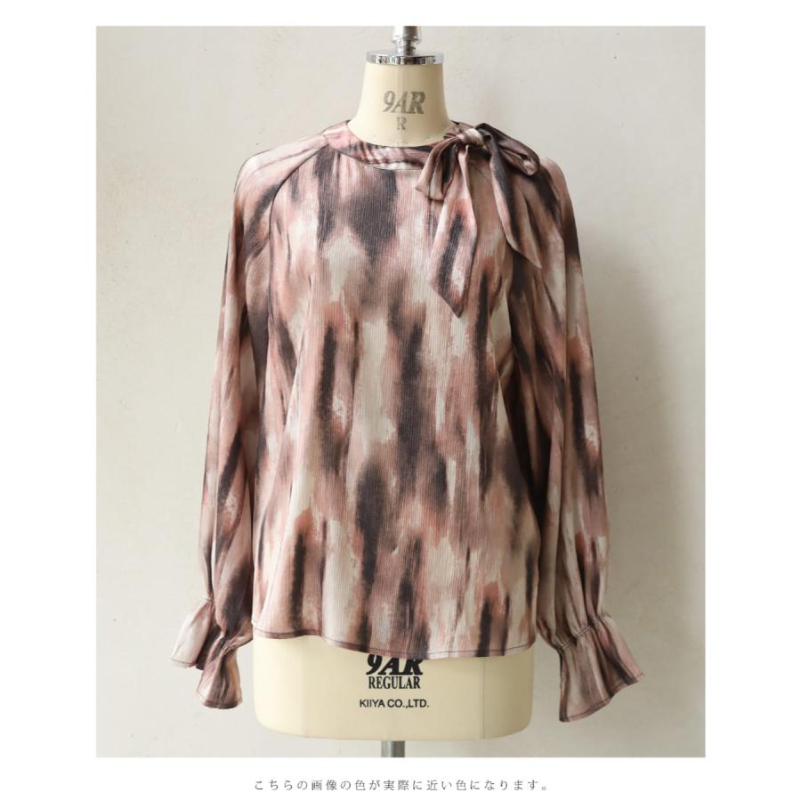 Sから2L対応 滲みアートのフレア袖ブラウストップス リボン付き