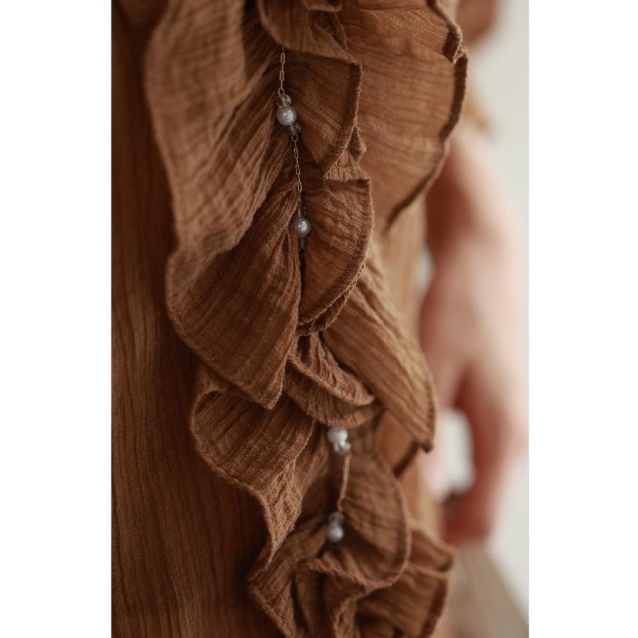 cawaii Sから2L対応 パールビジューが流れるフリルシアーブラウス