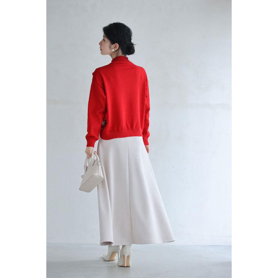 トイトイ様　ecruトップス　サイズs SからL対応 花咲くようなシルバービジューのデザインニットプル