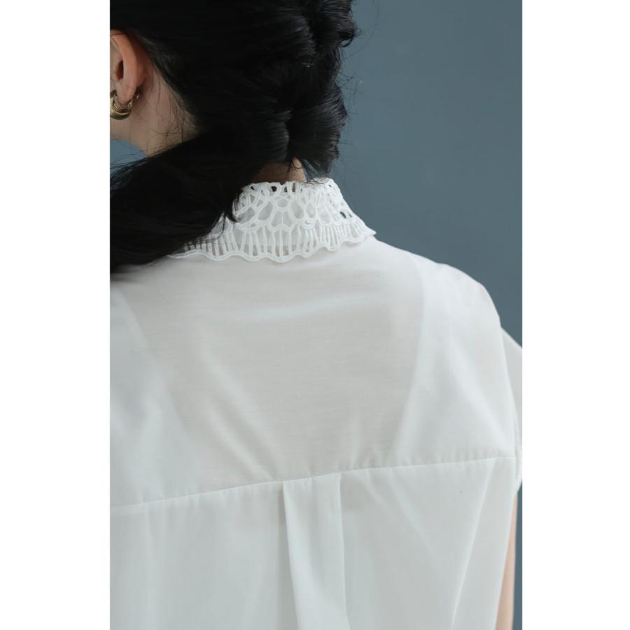 SからL対応 満開の白花レースとビジュー輝く裾絞りシャツトップス