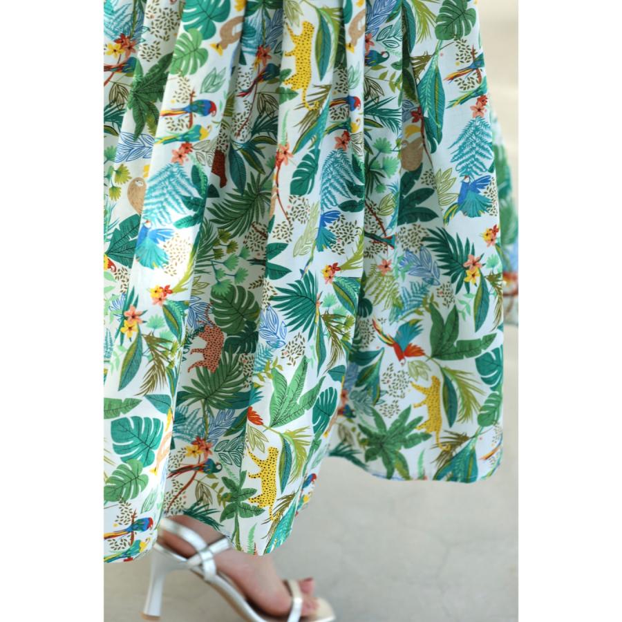 SからL対応 陽気なアニマルのジャングルミディアムスカート : CAWAII