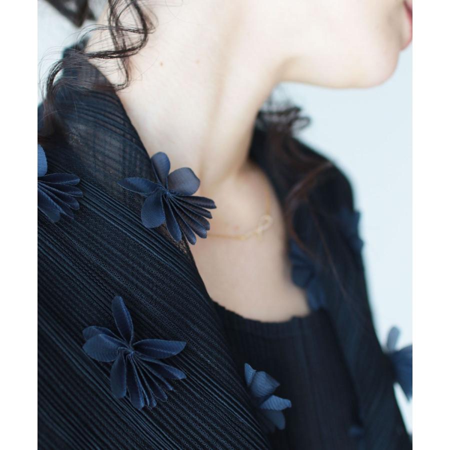 cawaii frenchpave 花咲くショールを纏うようなアコーディオンプリーツ